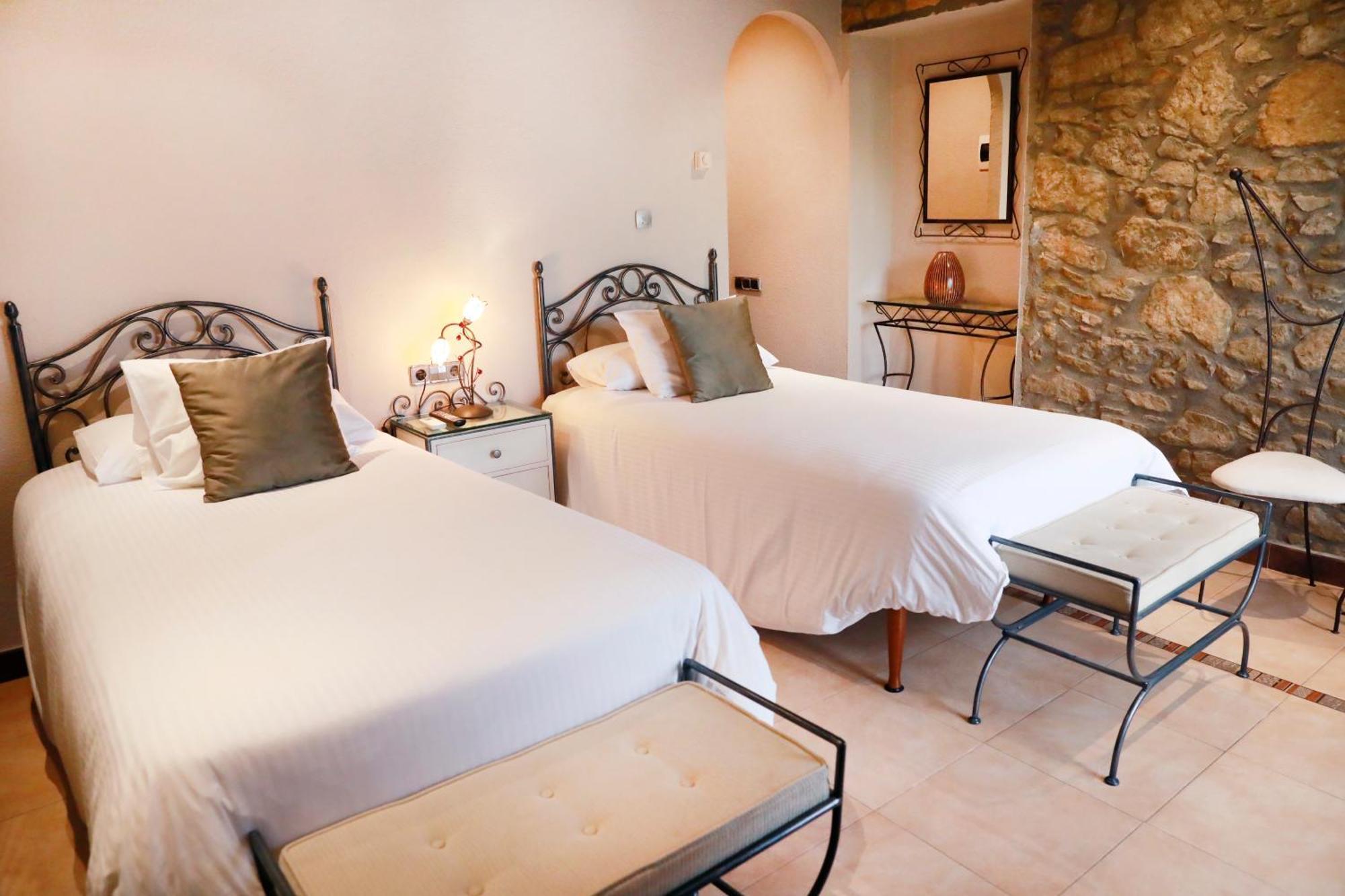 La Violeta Hotel Spa & Chill Out Castelltercol Exterior foto