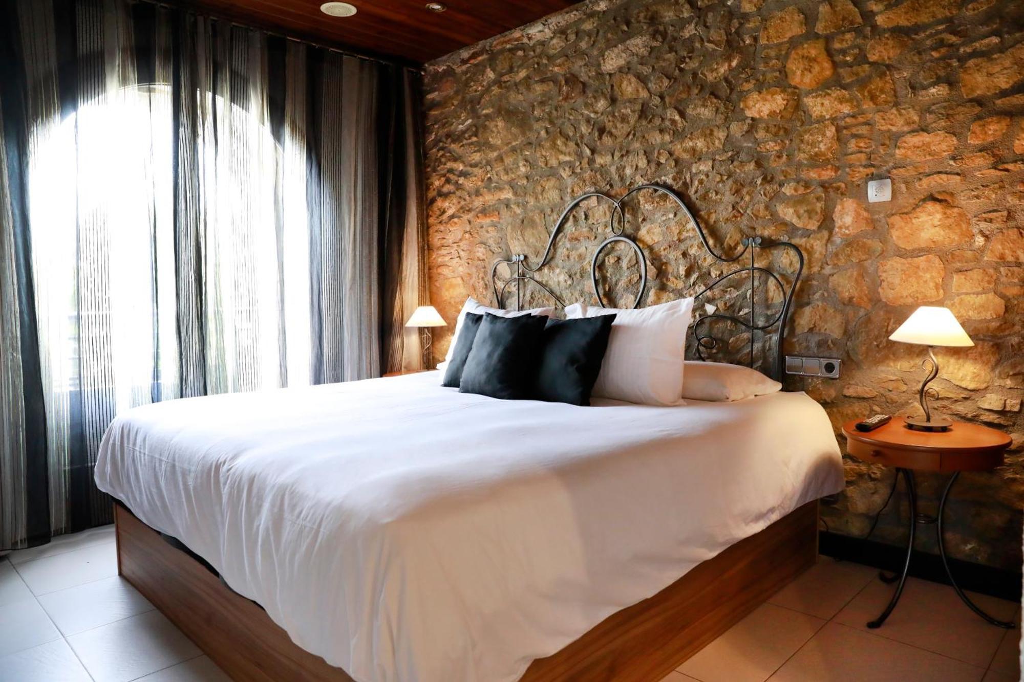 La Violeta Hotel Spa & Chill Out Castelltercol Exterior foto